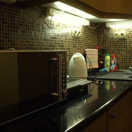 Отель Budapest Hotel Apartments 4*